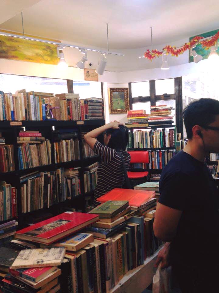 2 - Flowbooks second hand bookstore in HK
