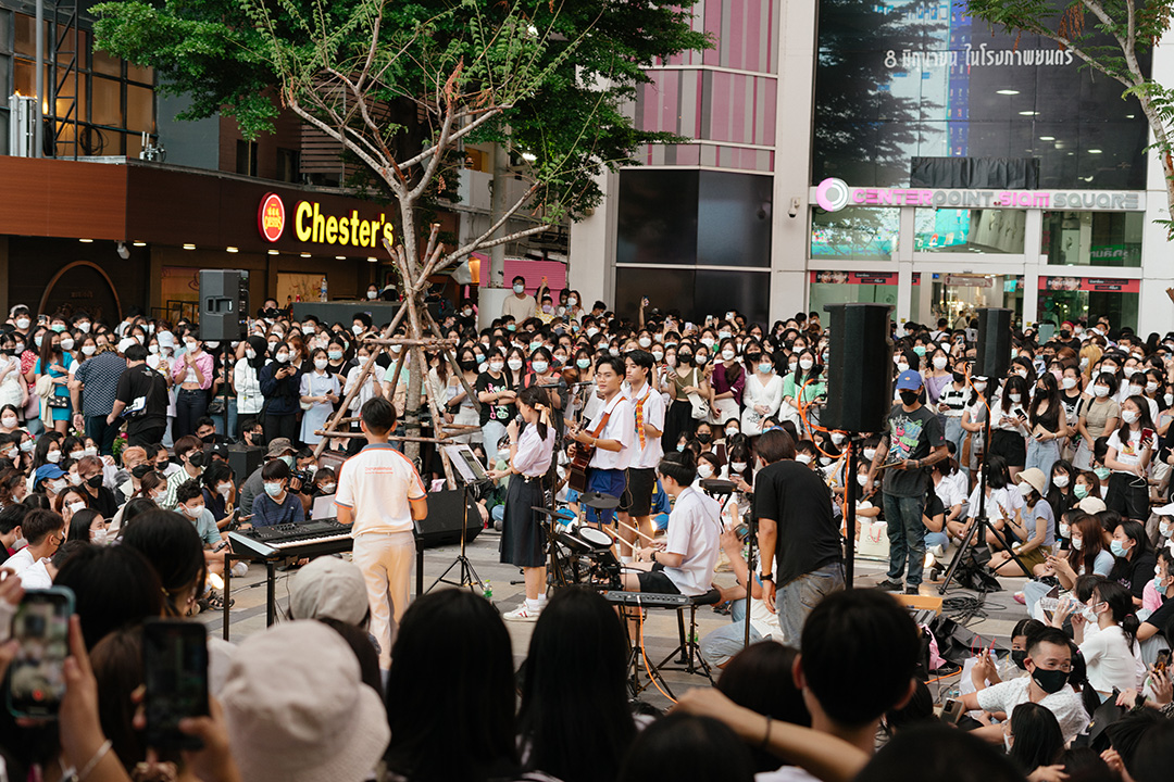 WalkingStreet-วัยรุ่น-พื้นที่วัยรุ่น-วัยรุ่นแสดงดนตรี-SiamSquare-สยามสแควร์